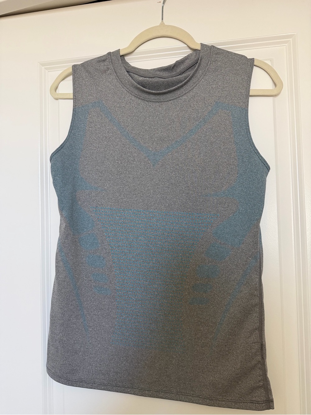 Women sports tank